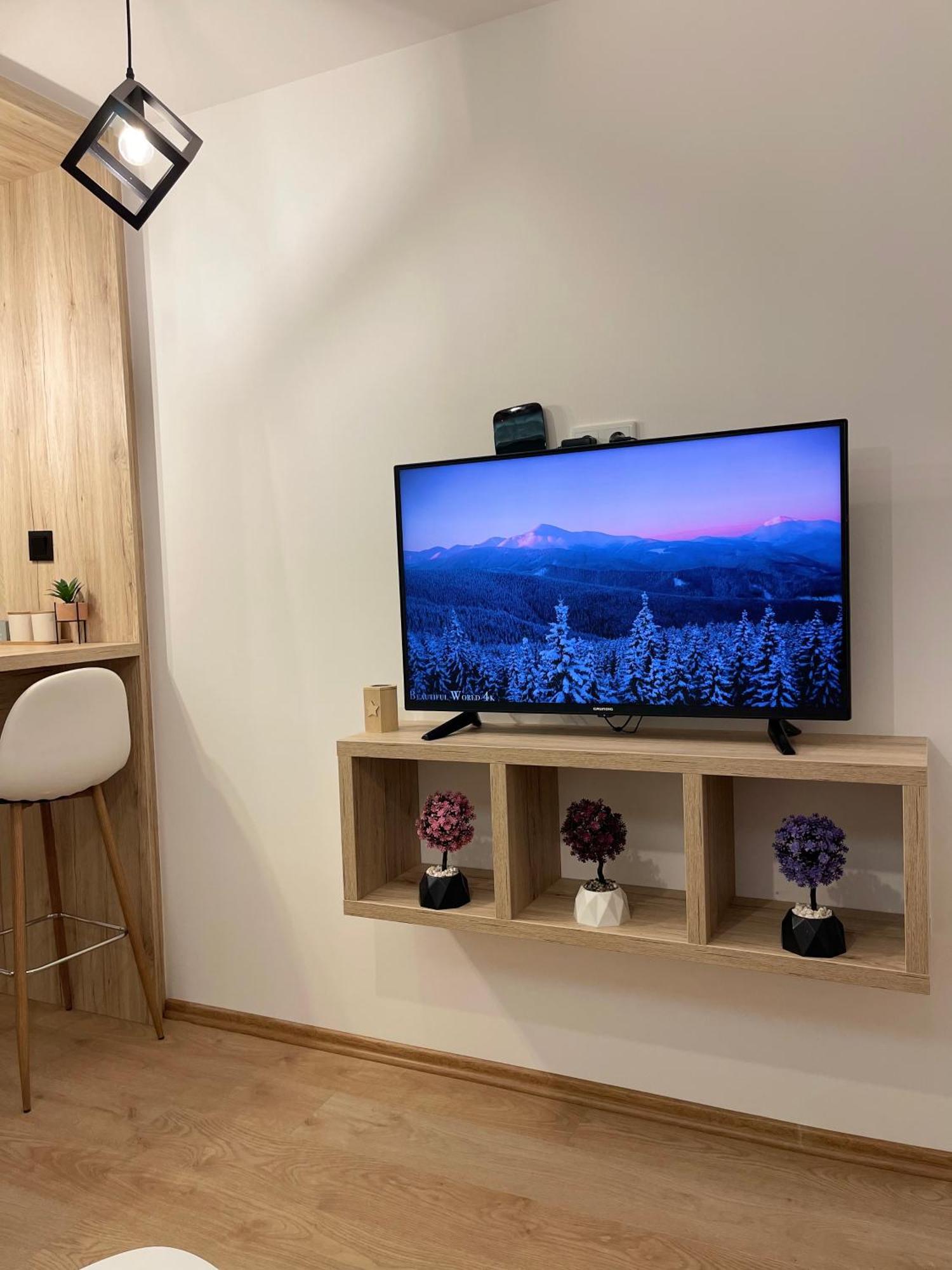 مبيت وإفطار Honey Valley بيلاسنيكا المظهر الخارجي الصورة